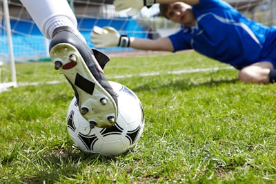 الدوري الإنجليزي تشامبيونشيببوابة العودة إلى البريميرليغ