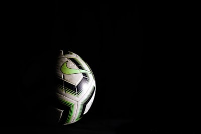 أهداف نيوكاسل ونوتنجهام فورستمنافسة ساخنة في الدوري الإنجليزي