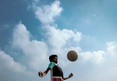 من هو أفضل لاعب في العالم 2024؟