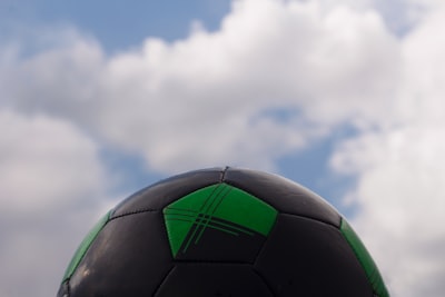 يوفنتوس ضد إنتر ميلانصراع العمالقة في الدوري الإيطالي